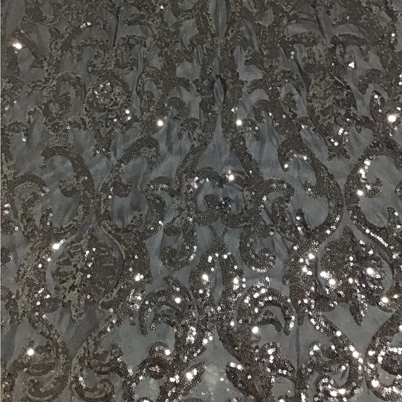 Windsor Darlene Cutout Back Bodycon Black Sequin Maxi Dress - Picture 6 of 13